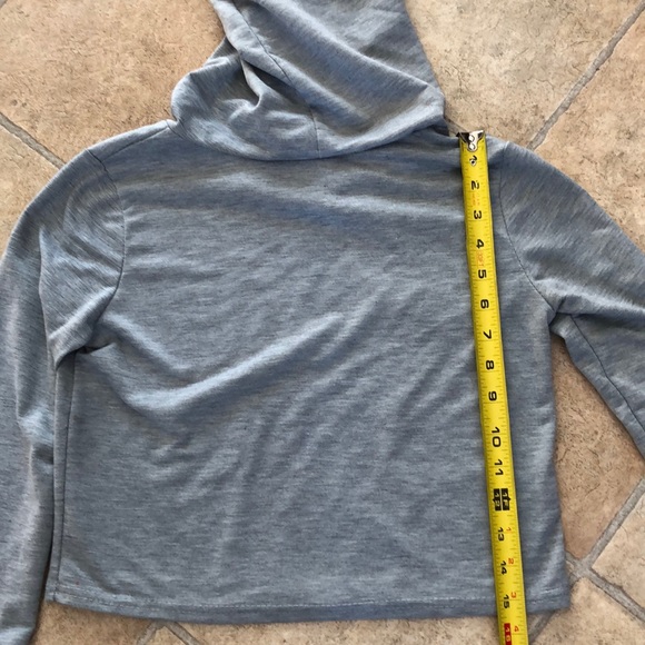 3/$25 - Calvin Klein crop grey long sleeve top - Picture 5 of 6